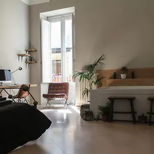 4 Balconi Rooms-boutique Bed and breakfast Lecce