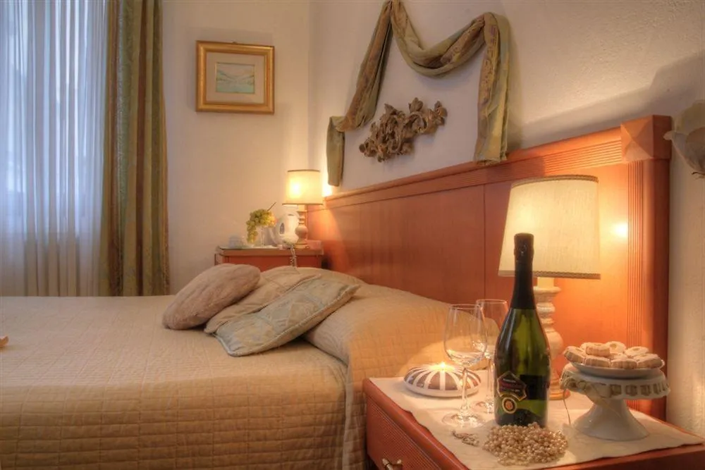 ** Bed & Breakfast Ca' Della Corte Venice Italy