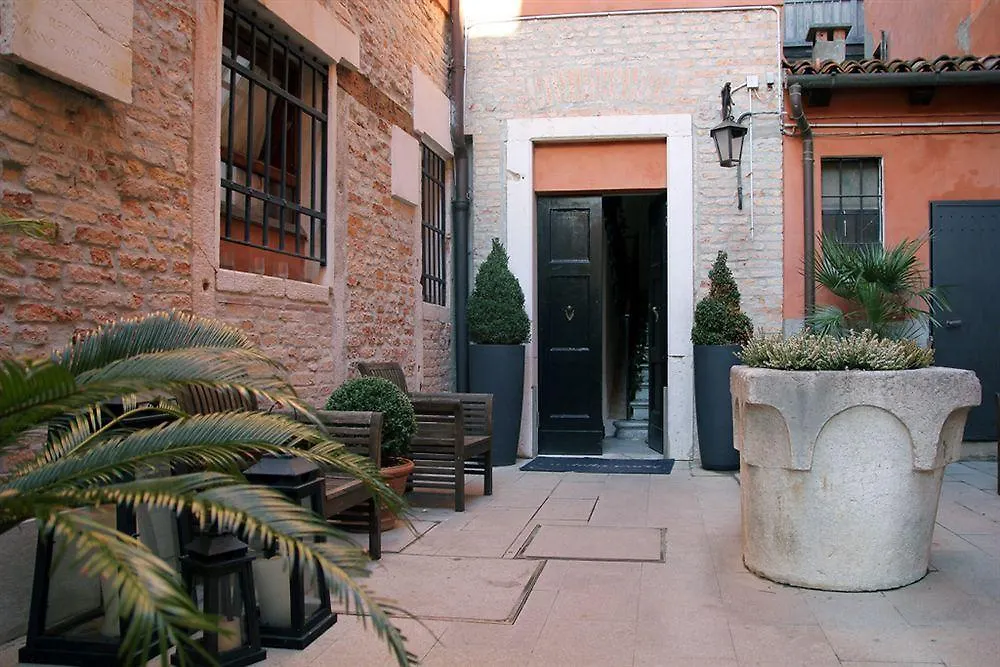 Ca' Della Corte Venice Bed & Breakfast