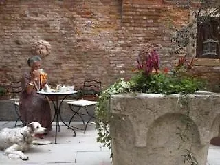 Ca' Della Corte Venice Bed & Breakfast