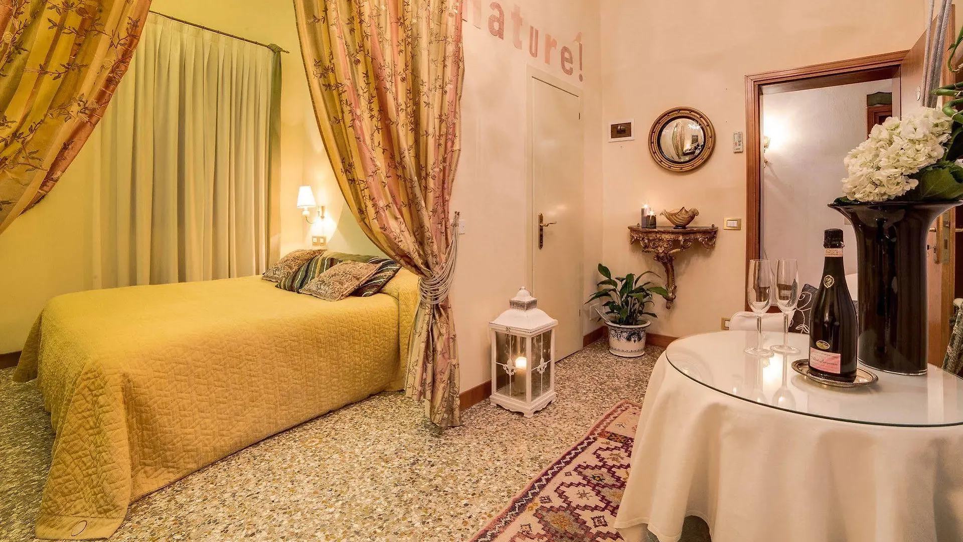 Ca' Della Corte Venice Bed & Breakfast