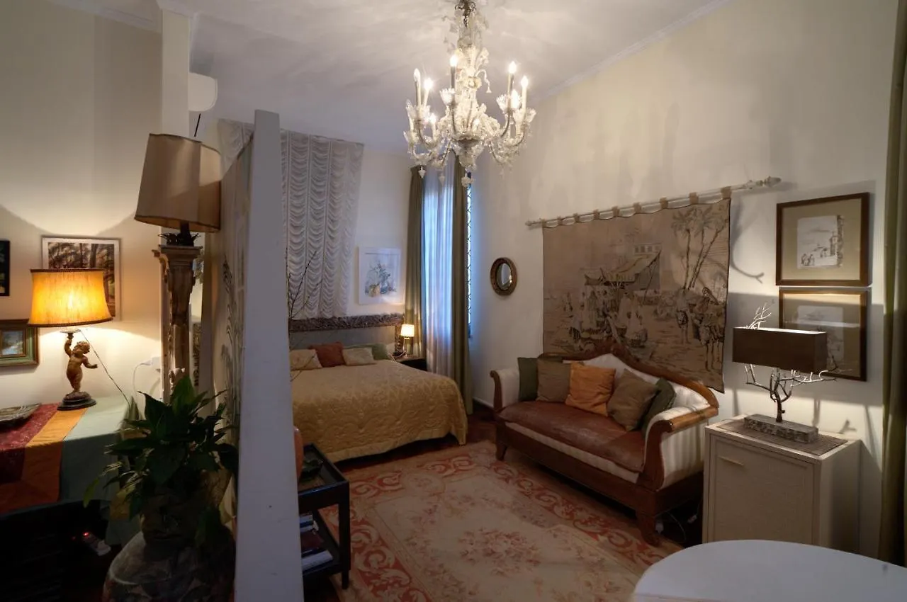 ** Bed & Breakfast Ca' Della Corte Venice Italy